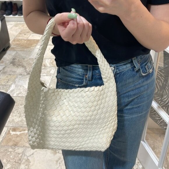 BH Everyday Mary Small Woven Purse - Picture 4 of 7